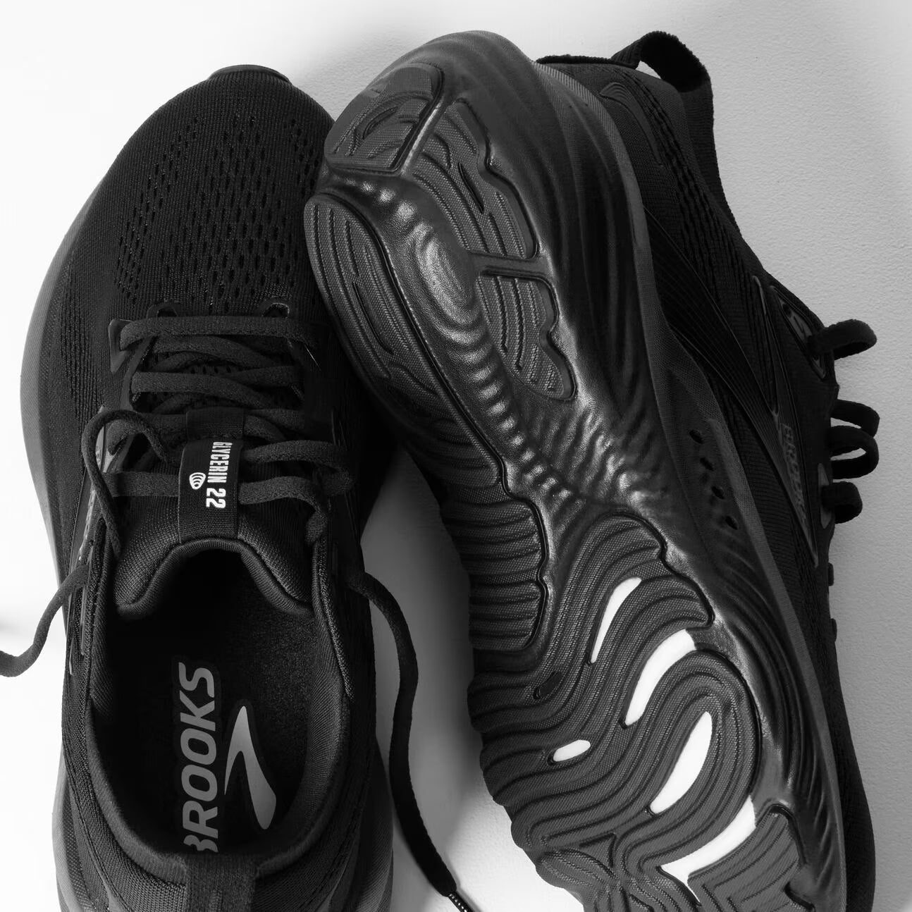 Brooks Women's Glycerin GTS 22 - Black/Black/Ebony