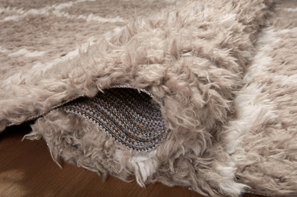 Angela Rose x Loloi Amira Khaki / Ivory Rug
