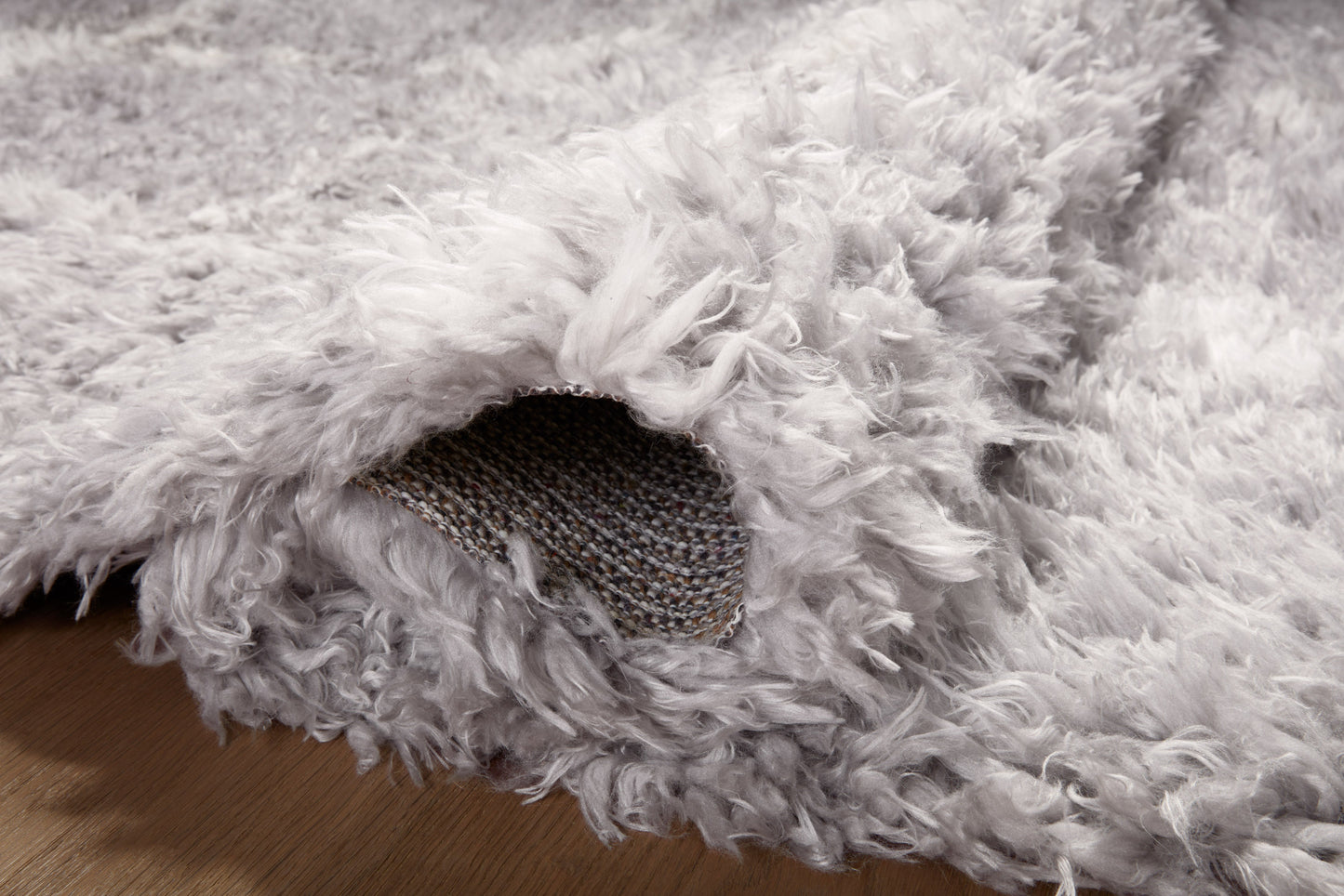 Angela Rose x Loloi Amira Silver / Ivory Rug