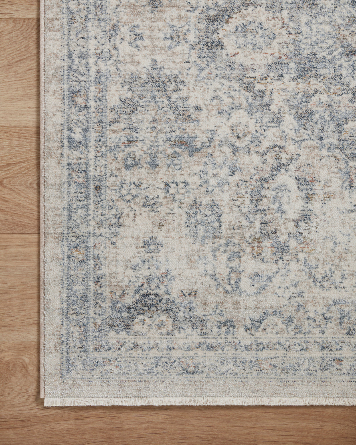 Amber Lewis x Loloi Zuma Pebble / Stone Rug