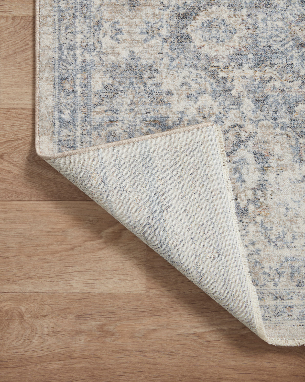 Amber Lewis x Loloi Zuma Pebble / Stone Rug